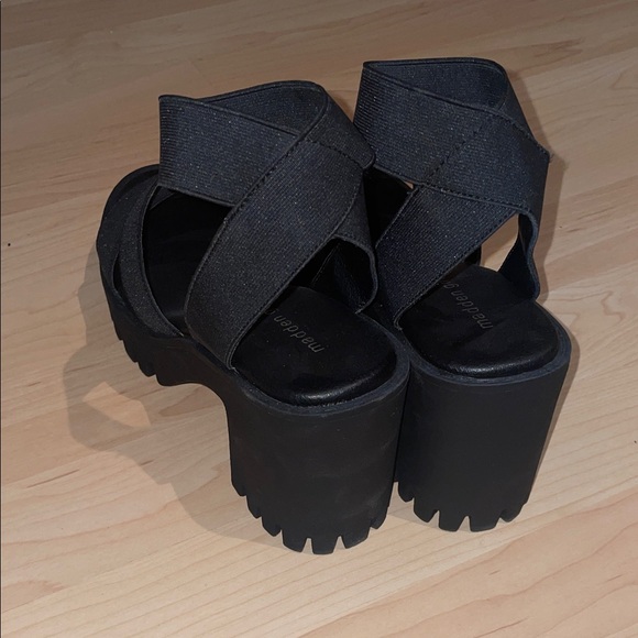 Madden Girl Black Platform Sandals - Picture 4 of 5